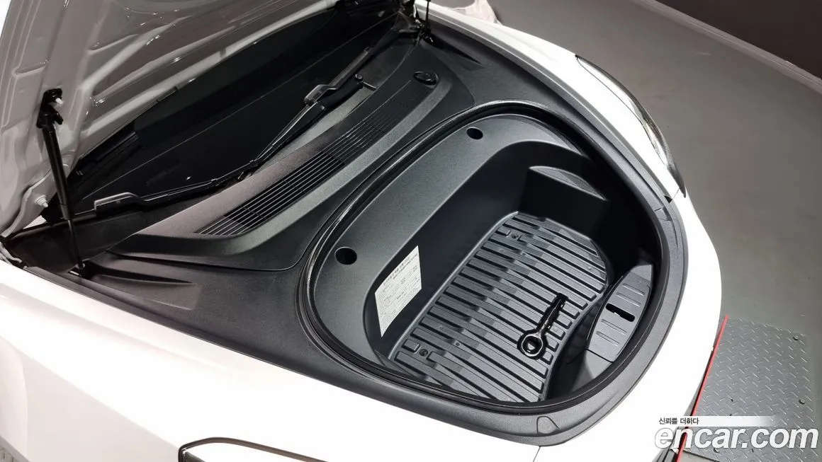 Tesla Model 3 2021 из KR, фото 6