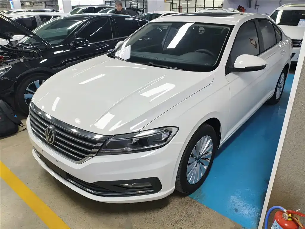 Volkswagen Lavida 2022 из CN, фото 2