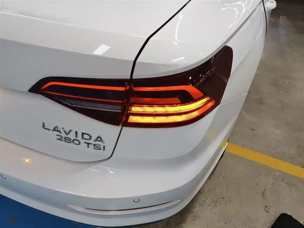 Volkswagen Lavida 2022 из CN, фото 8