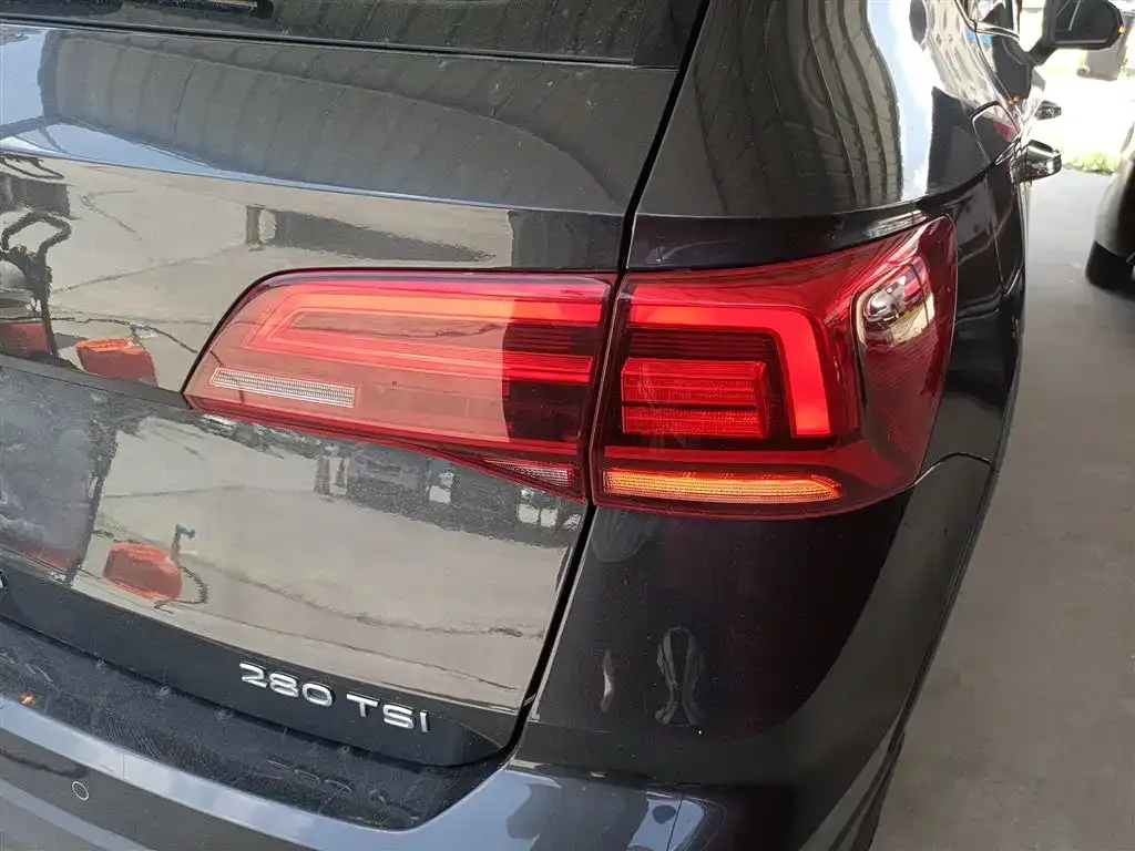 Volkswagen Tharu 2022 из CN, фото 8