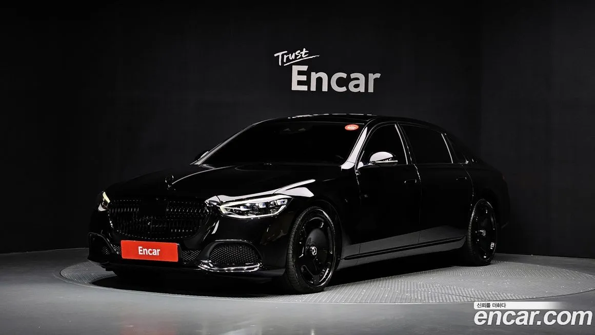 Mercedes-Benz S-Class — фото 1