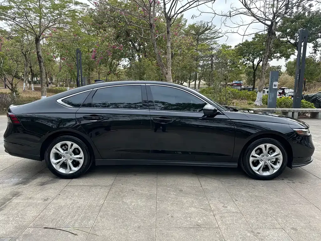 Honda Accord 2024 из CN, фото 10