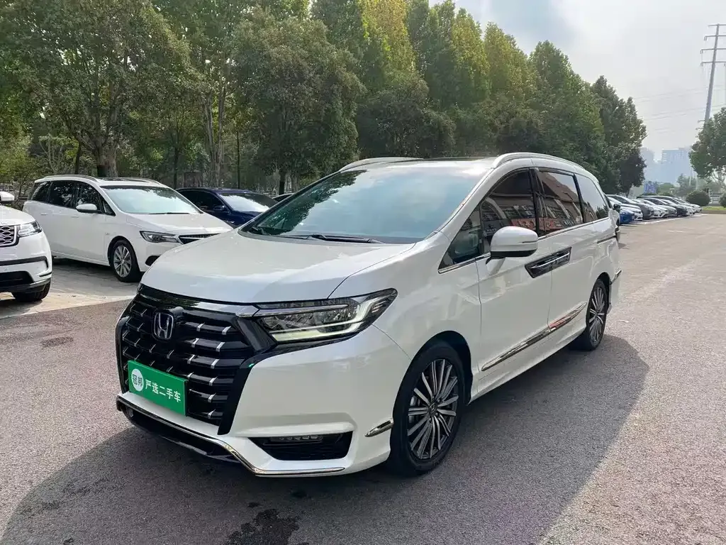 Honda Elysion 2022 из CN, фото 1
