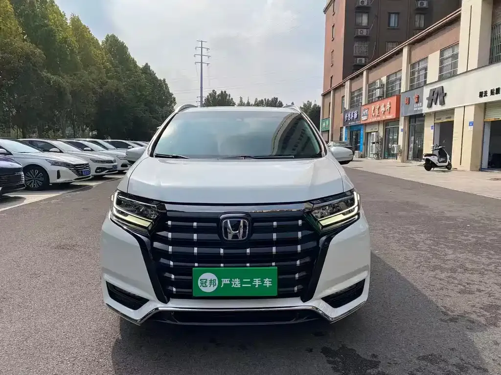 Honda Elysion 2022 из CN, фото 2