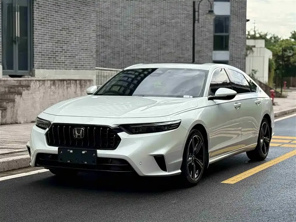 Honda Inspire 2024 из CN, фото 2
