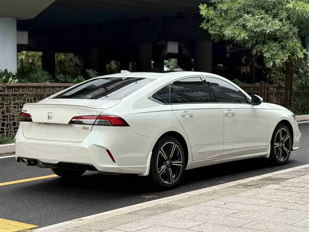 Honda Inspire 2024 из CN, фото 4