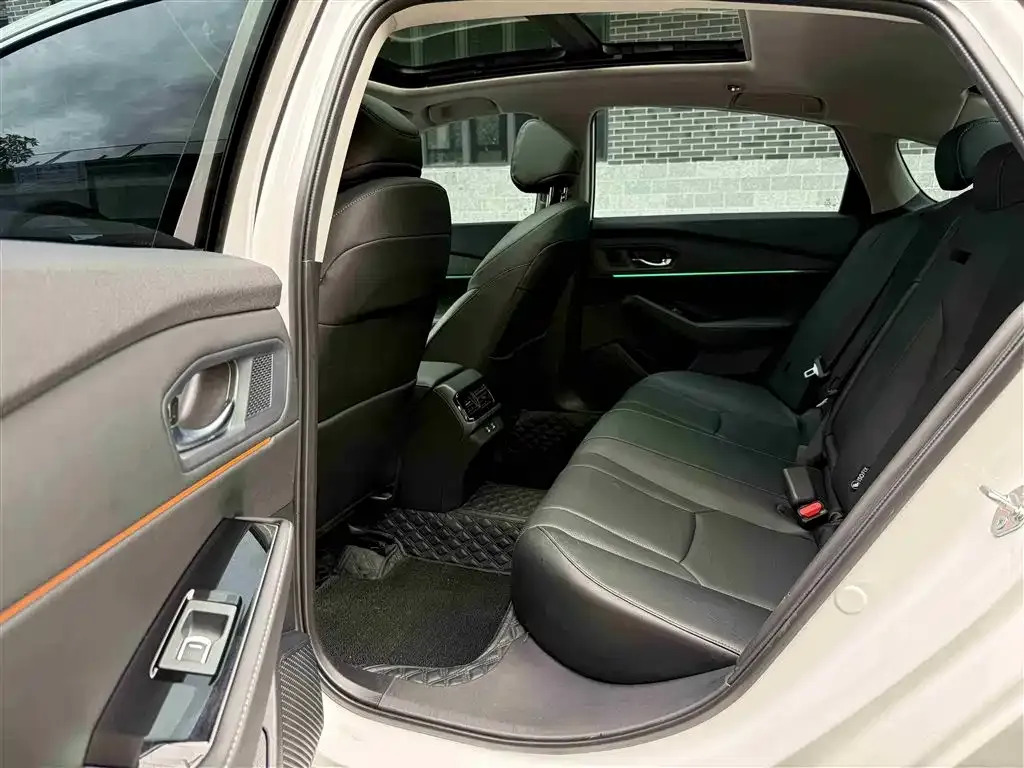 Honda Inspire 2024 из CN, фото 8