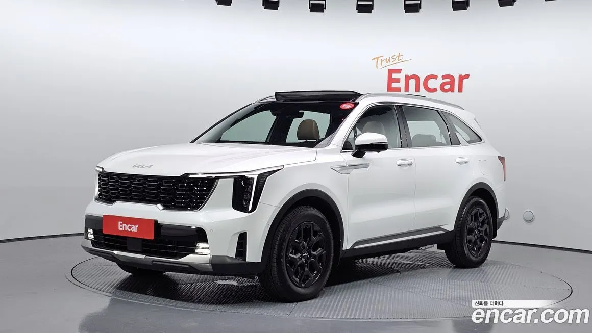 Kia Sorento — фото 1