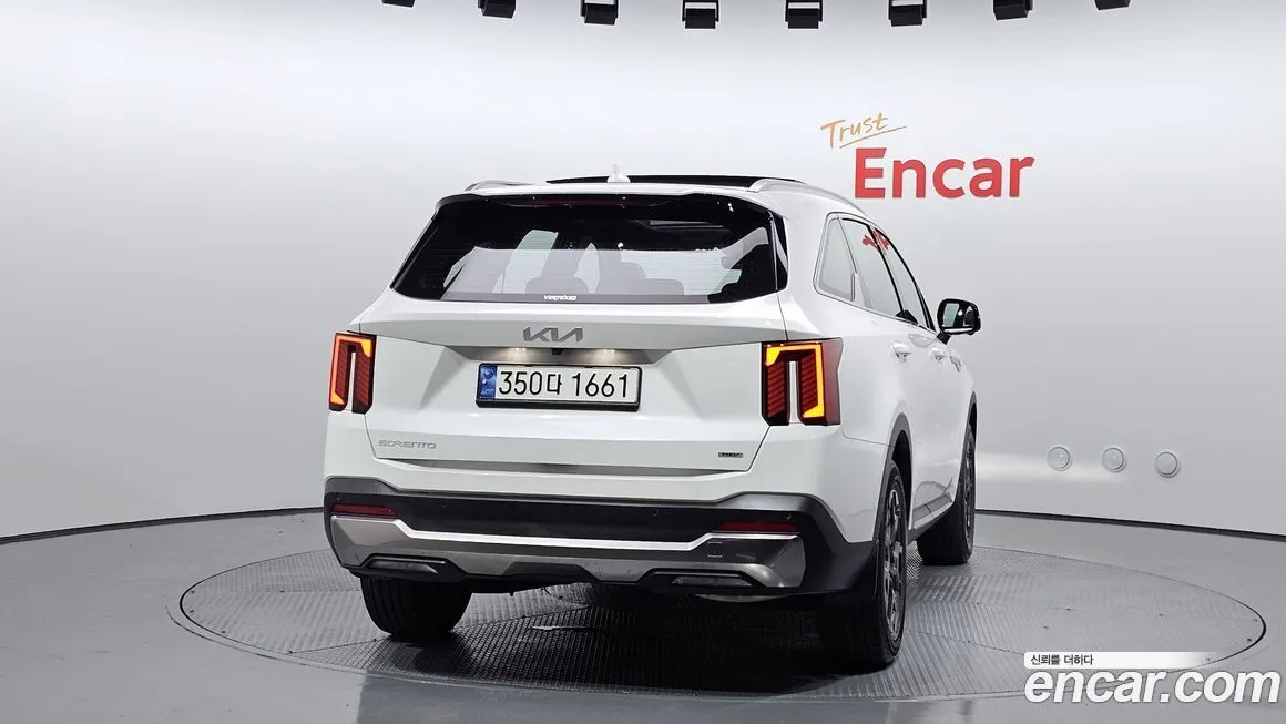Kia Sorento — фото 4