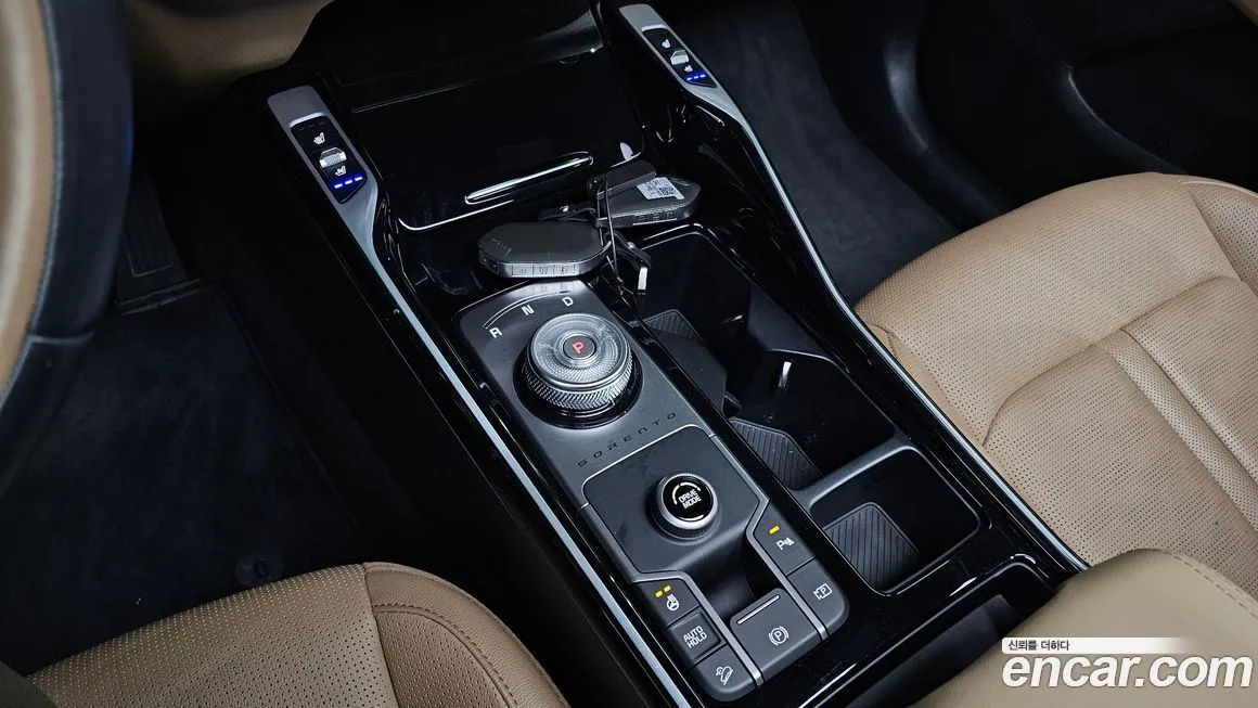 Kia Sorento — фото 9