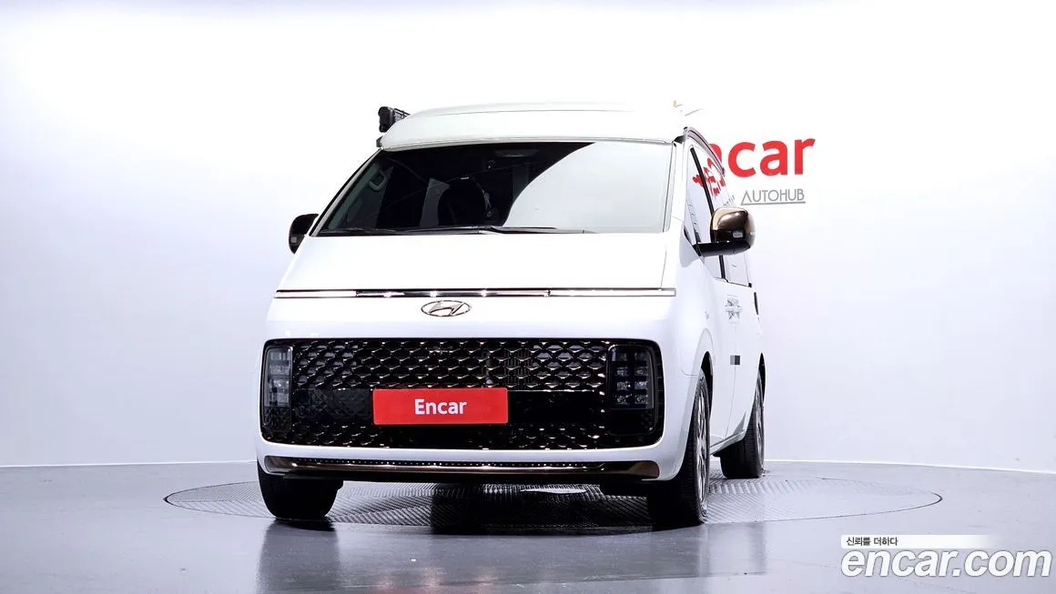 Hyundai Staria 2023 из KR, фото 3