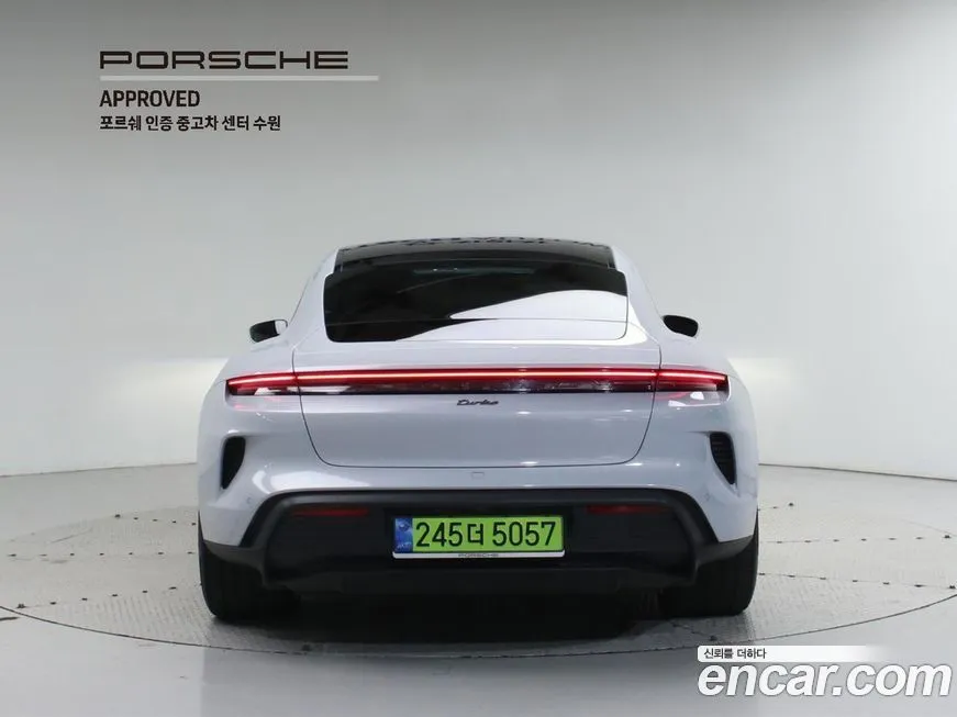 Porsche Taycan 2025 из KR, фото 4