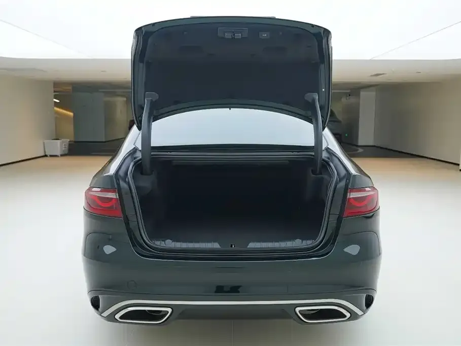 Jaguar XFL 2024 из CN, фото 6