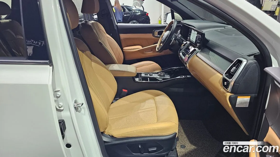 Kia Sorento — фото 10