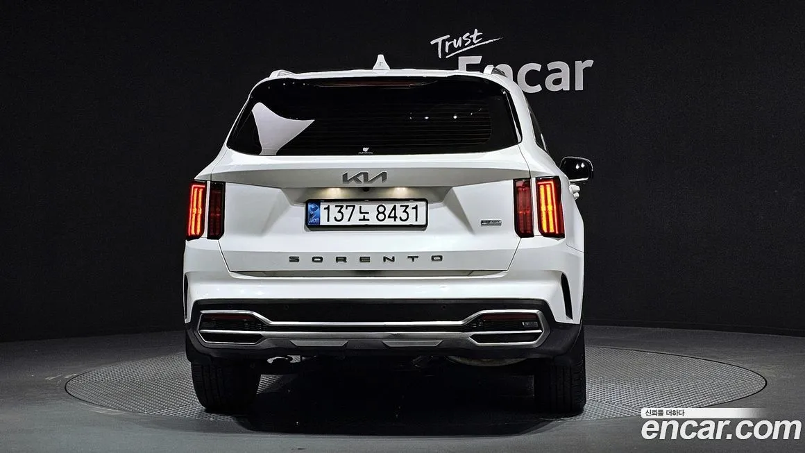 Kia Sorento — фото 4