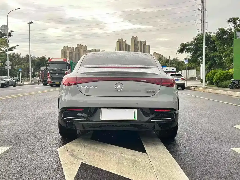 Mercedes-Benz EQE 2023 из CN, фото 8