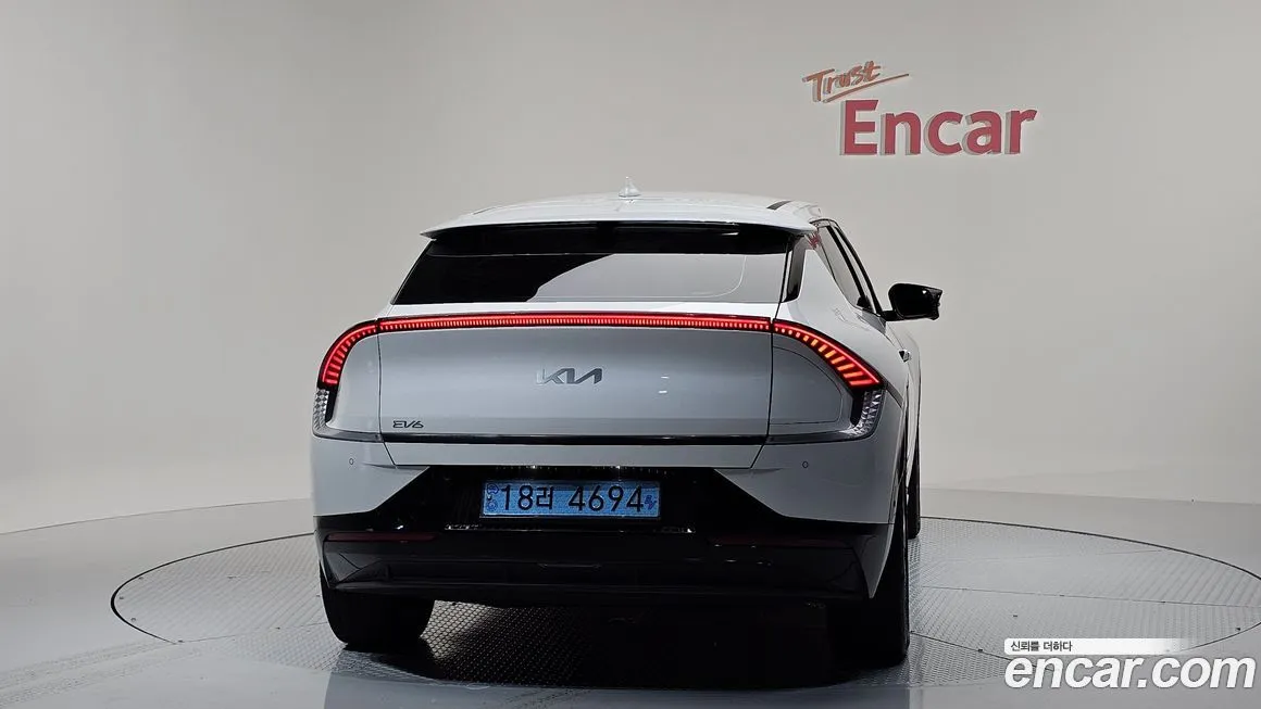 Kia EV6 — фото 4