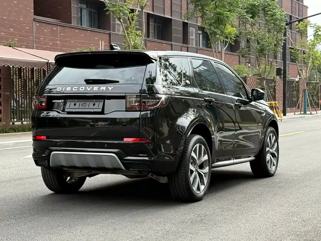 Land Rover Discovery Sport 2024 из CN, фото 7