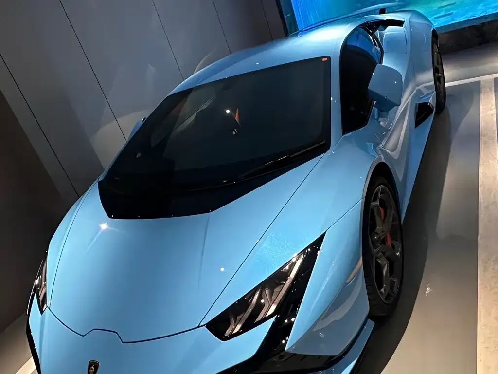 Lamborghini Huracan 2025 из CN, фото 2