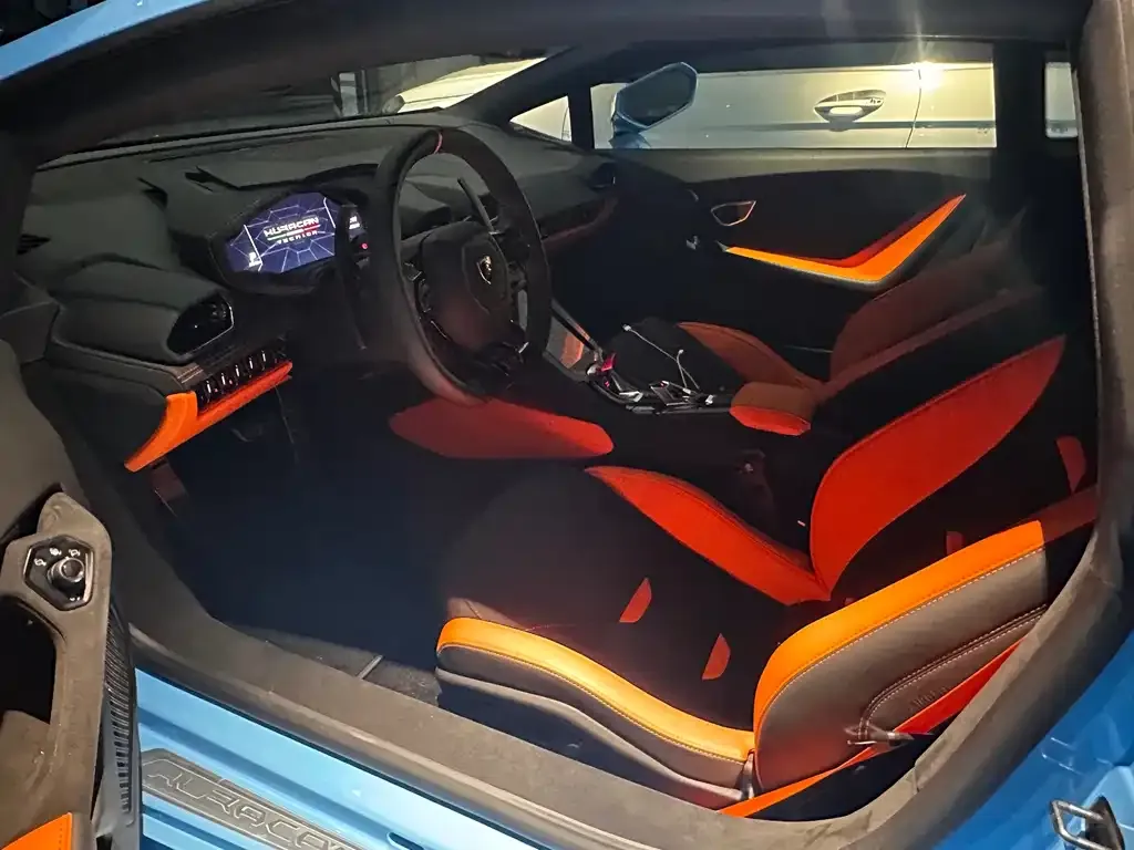 Lamborghini Huracan 2025 из CN, фото 6