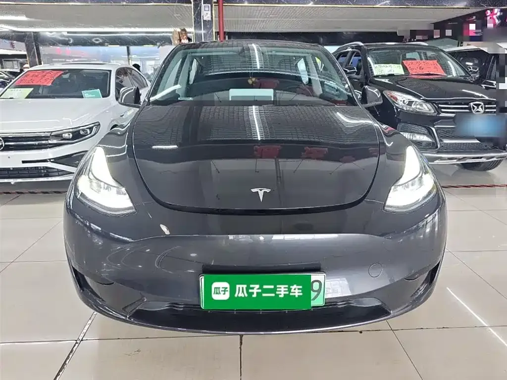 Tesla Model Y 2024 из CN, фото 3
