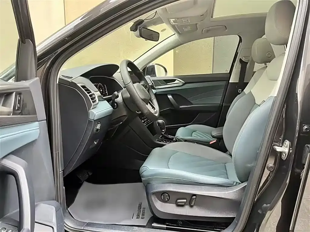 Volkswagen Tharu 2024 из CN, фото 10