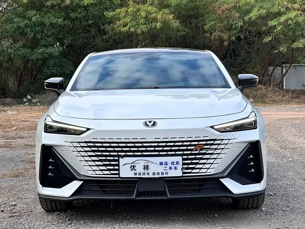 Changan UNI-V 2023 из CN, фото 2