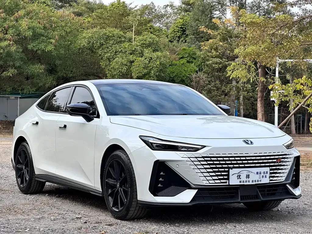 Changan UNI-V 2023 из CN, фото 3