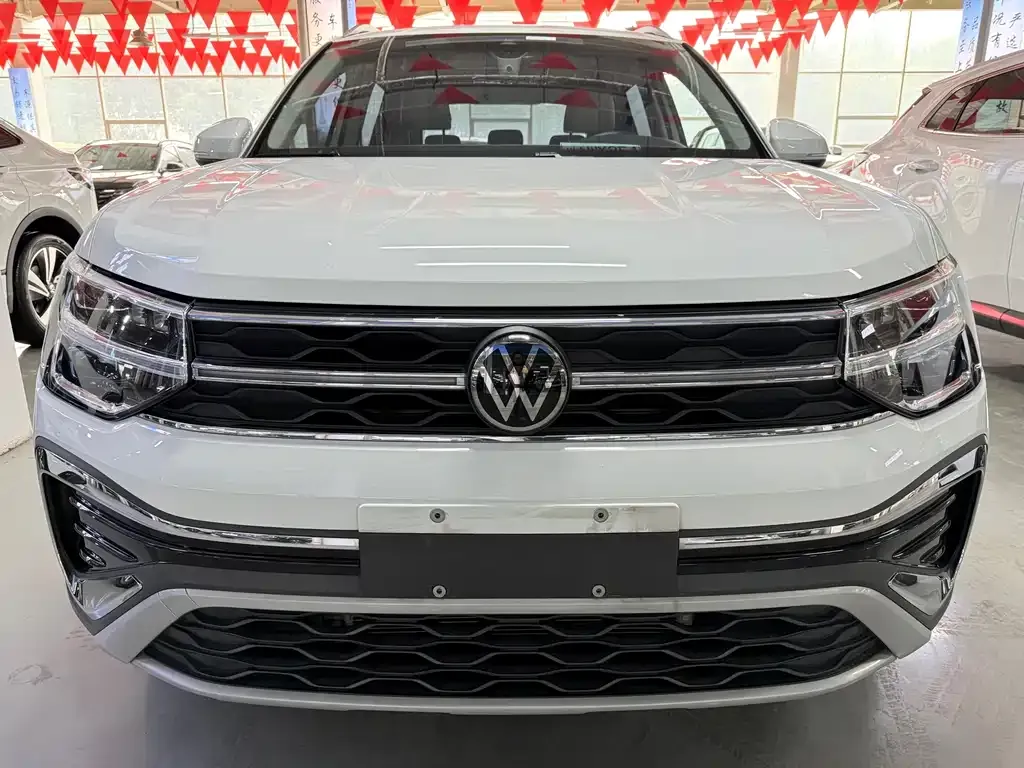 Volkswagen Tharu 2024 из CN, фото 2