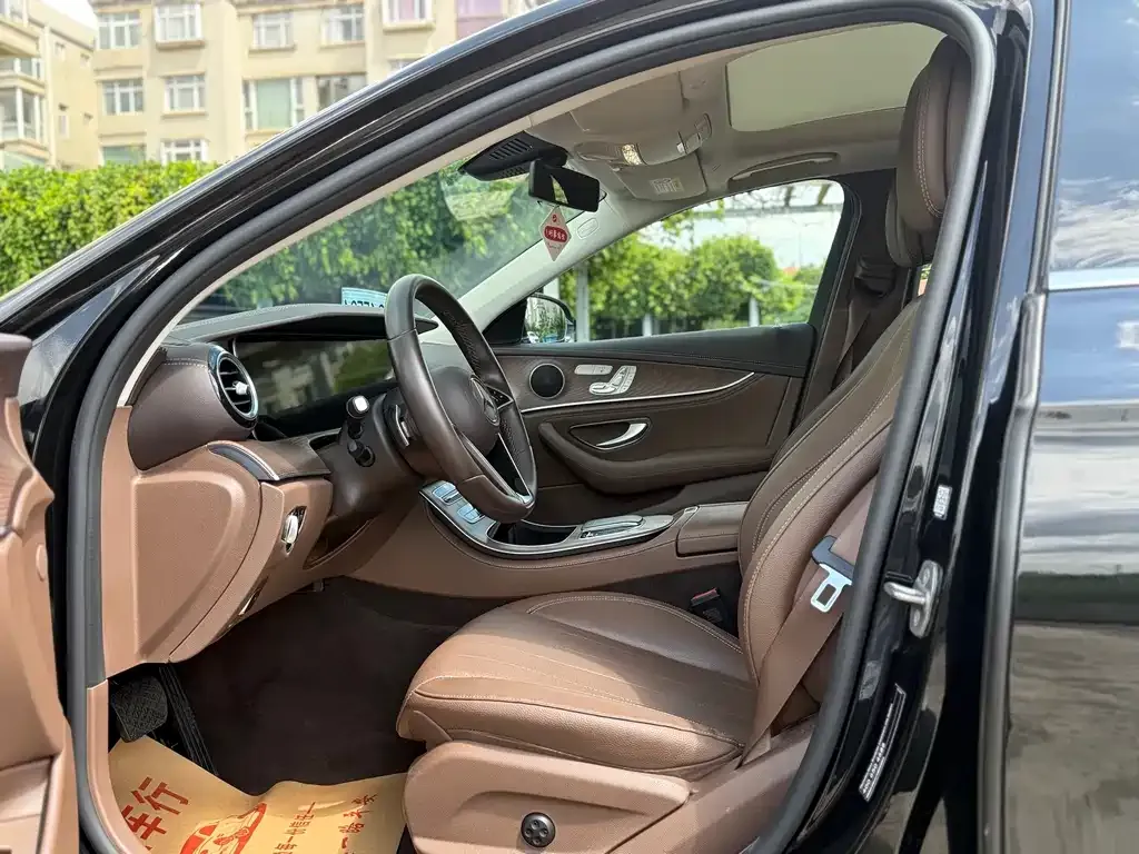 Mercedes-Benz E-Class 2023 из CN, фото 4