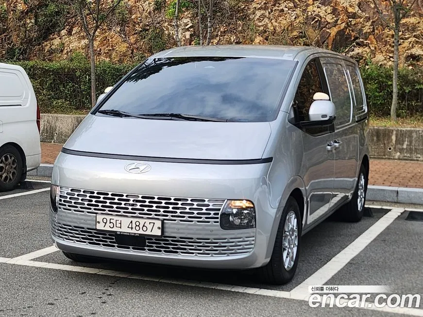 Hyundai Staria 2022 из KR, фото 1