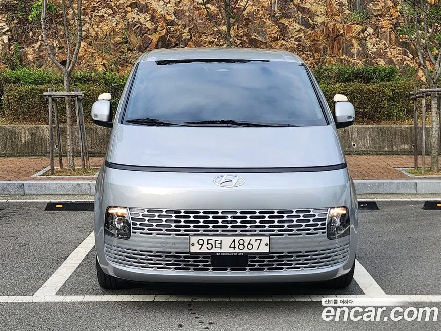 Hyundai Staria 2022 из KR, фото 2