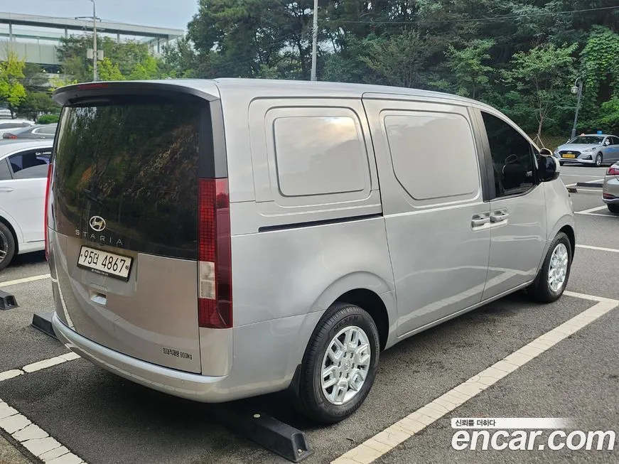 Hyundai Staria 2022 из KR, фото 4