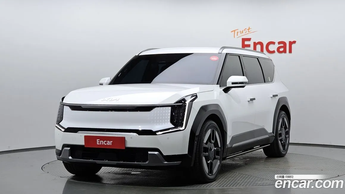 Kia EV9 2024 из KR, фото 1