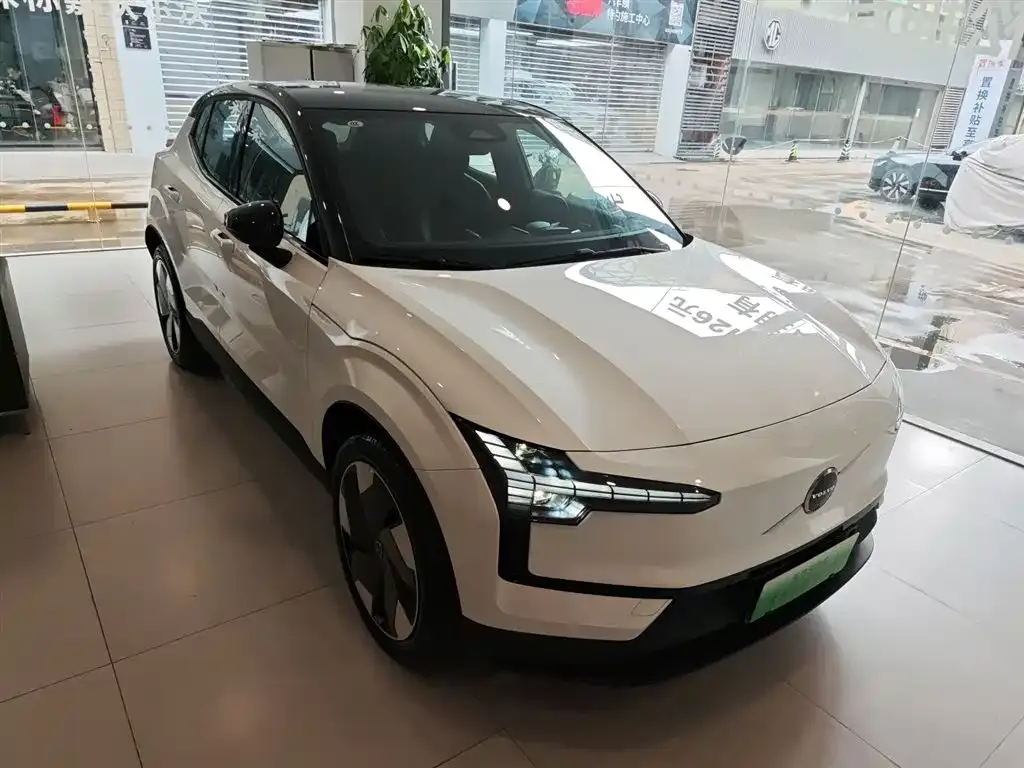 Volvo EX30 2025 из CN, фото 4