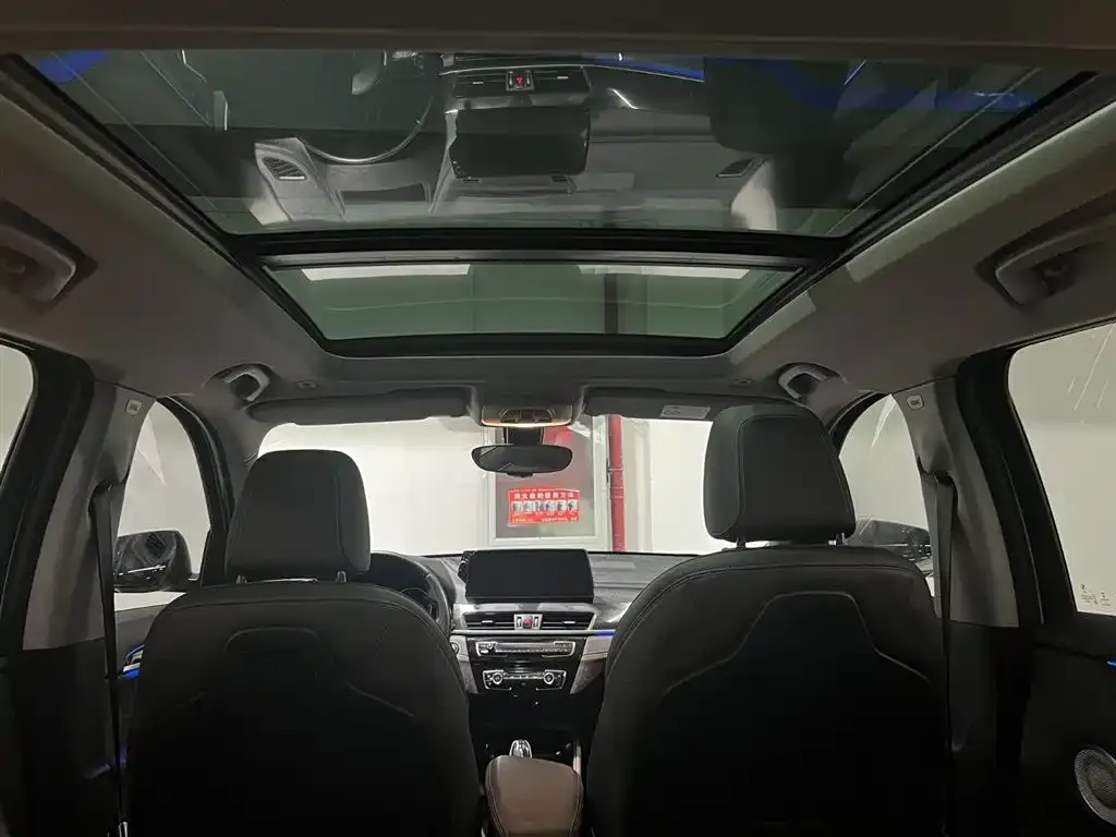 BMW X1 2021 из CN, фото 9