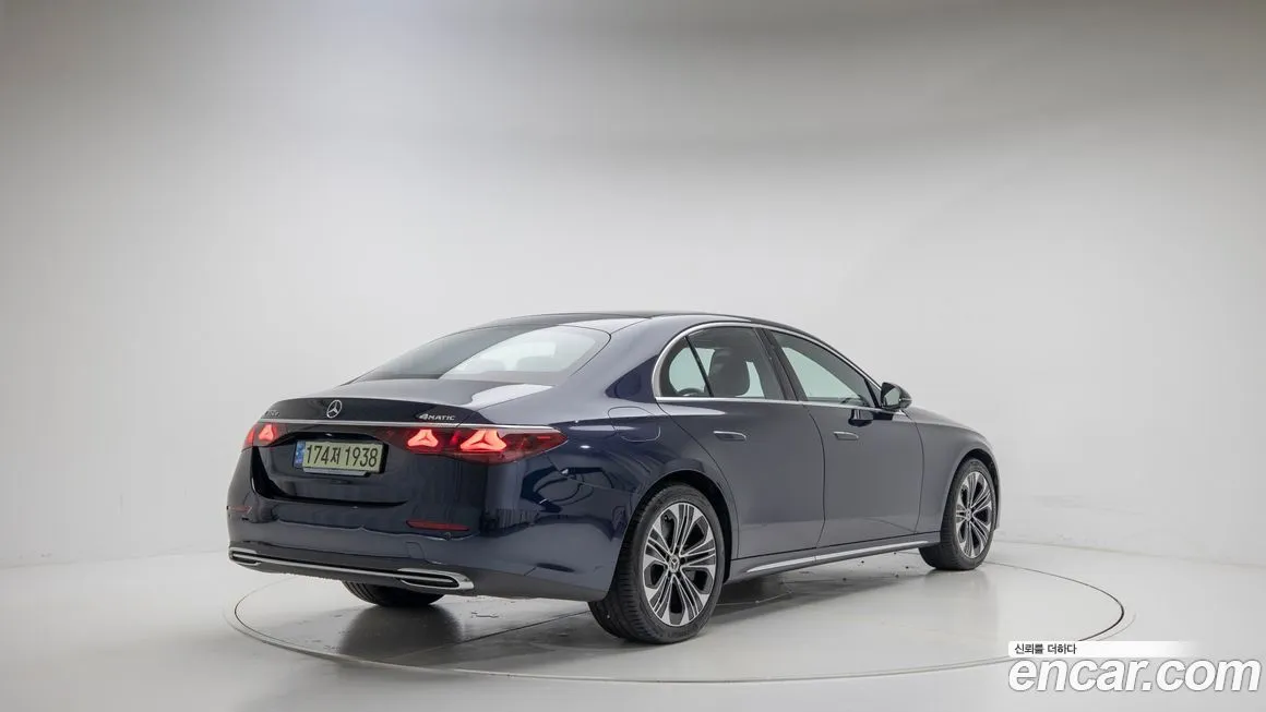 Mercedes-Benz E-Class 2025 из KR, фото 2