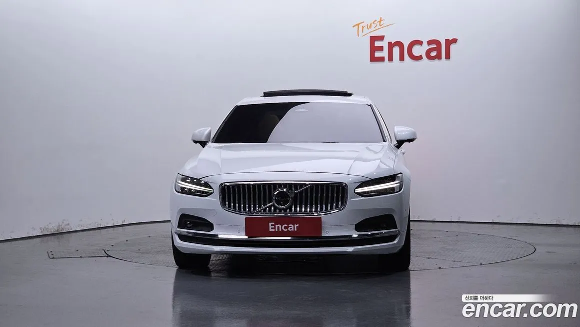 Volvo S90 2025 из KR, фото 3