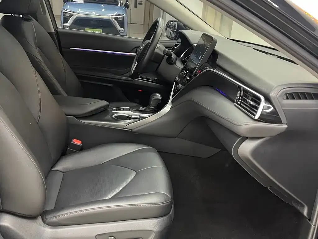 Toyota Camry 2021 из CN, фото 9