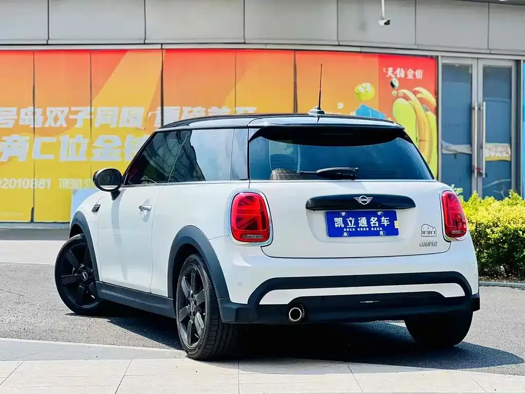 MINI Cooper (3-door) 2023 из CN, фото 4