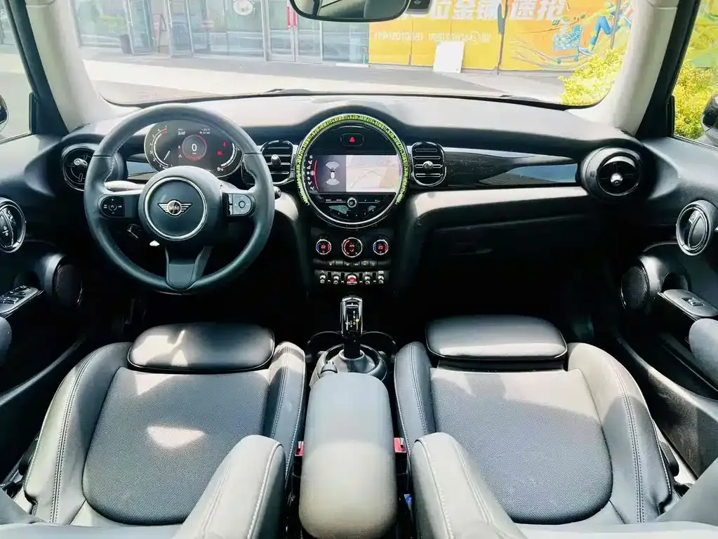 MINI Cooper (3-door) 2023 из CN, фото 7