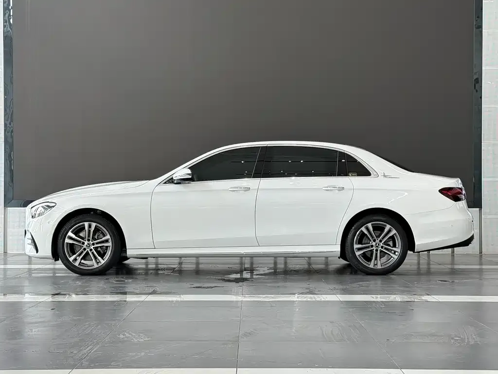 Mercedes-Benz E-Class 2021 из CN, фото 4