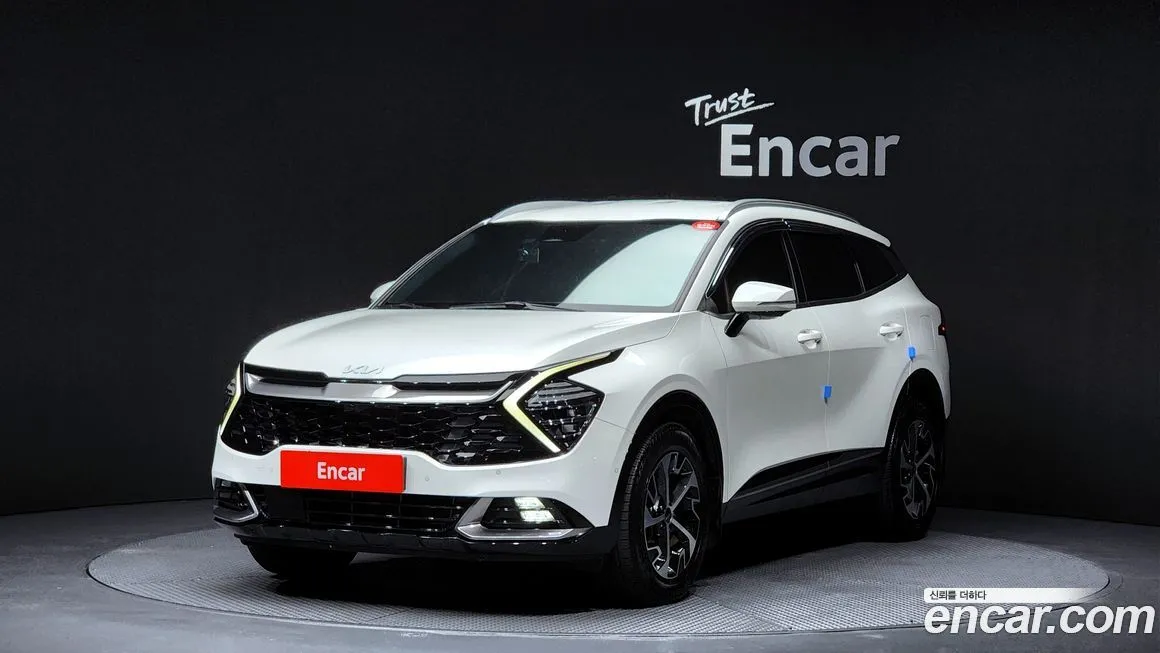 Kia Sportage — фото 1