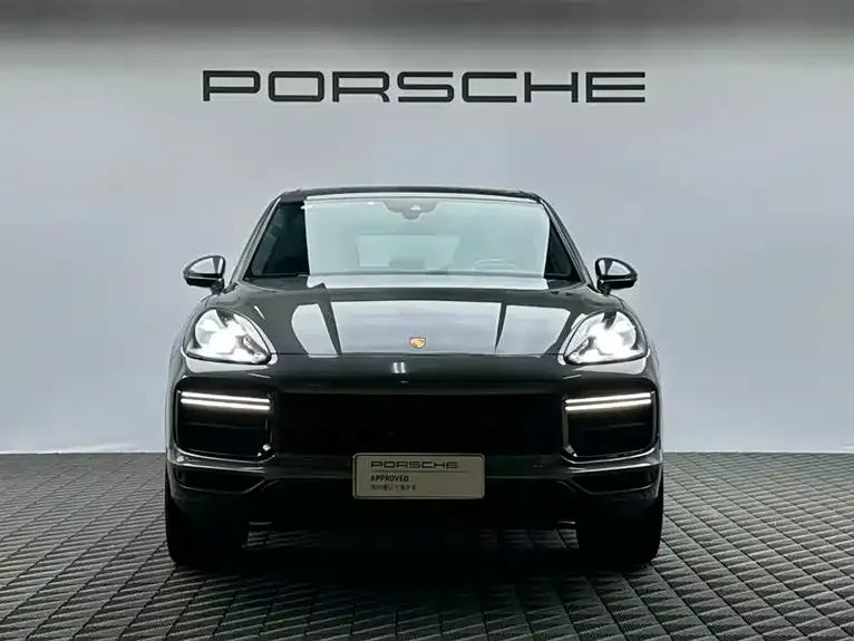 Porsche Cayenne — фото 2