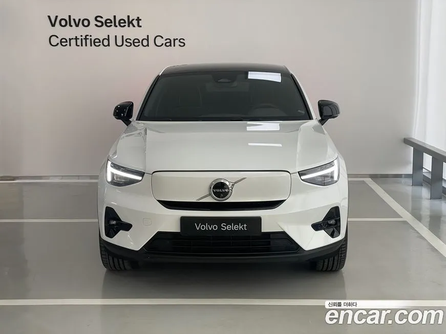 Volvo C40 2024 из KR, фото 3