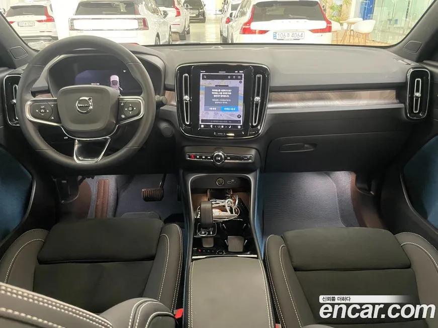 Volvo C40 2024 из KR, фото 7