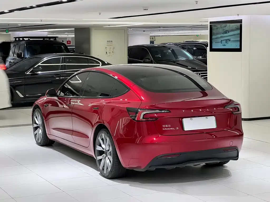Tesla Model 3 2024 из CN, фото 3