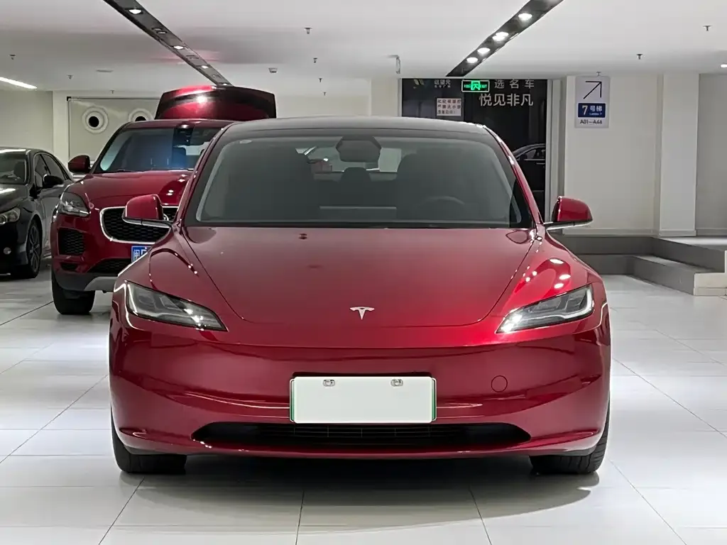 Tesla Model 3 2024 из CN, фото 4
