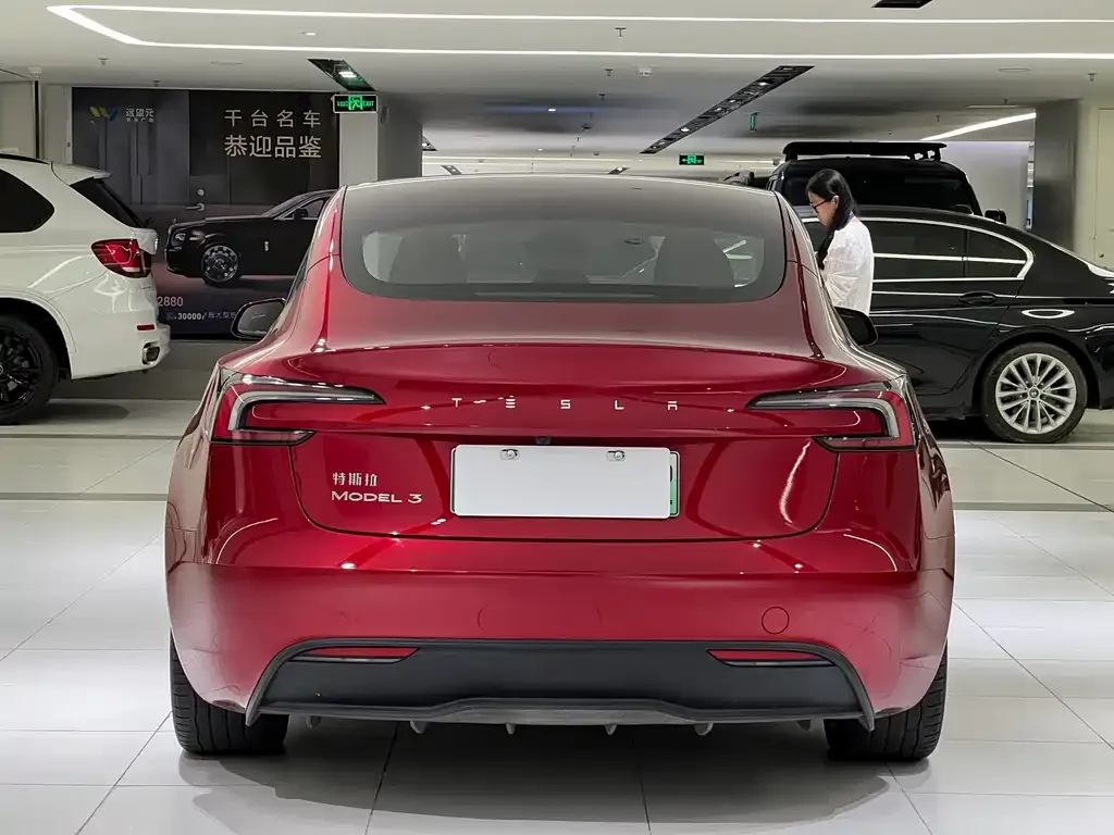 Tesla Model 3 2024 из CN, фото 5