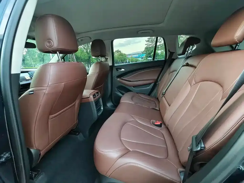Buick Envision Plus 2021 из CN, фото 5